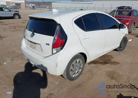 2015 Toyota Prius C Two z USA, uszkodzony, nr VIN JTDKDTB30F1576180